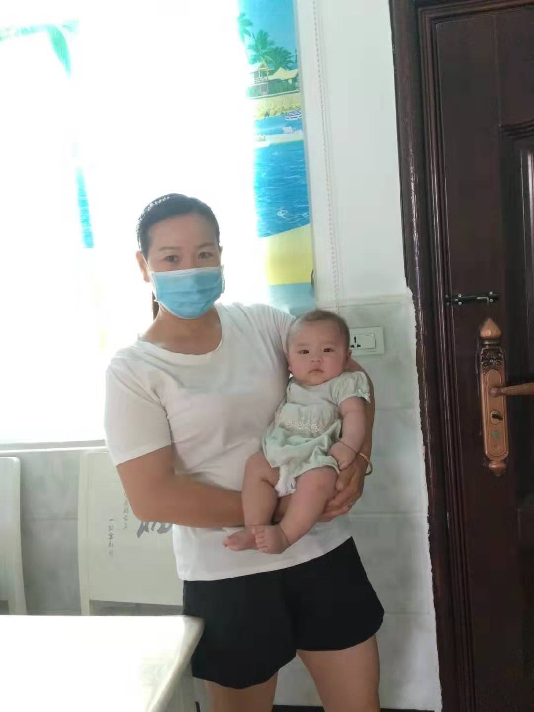 /谢淑芳月嫂的个人照片展示