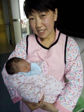 /郑红玲月嫂的个人照片展示