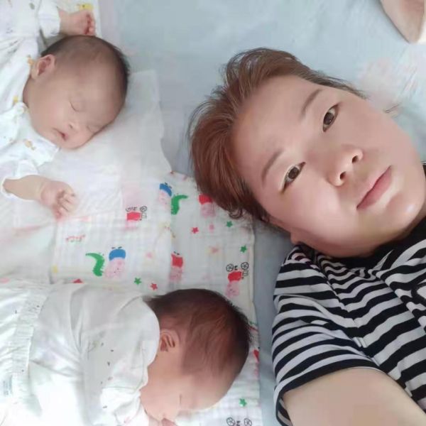 /都凌云月嫂的个人照片展示