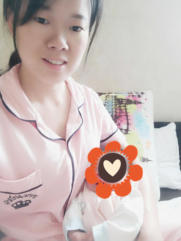 /李铃月嫂的个人照片展示