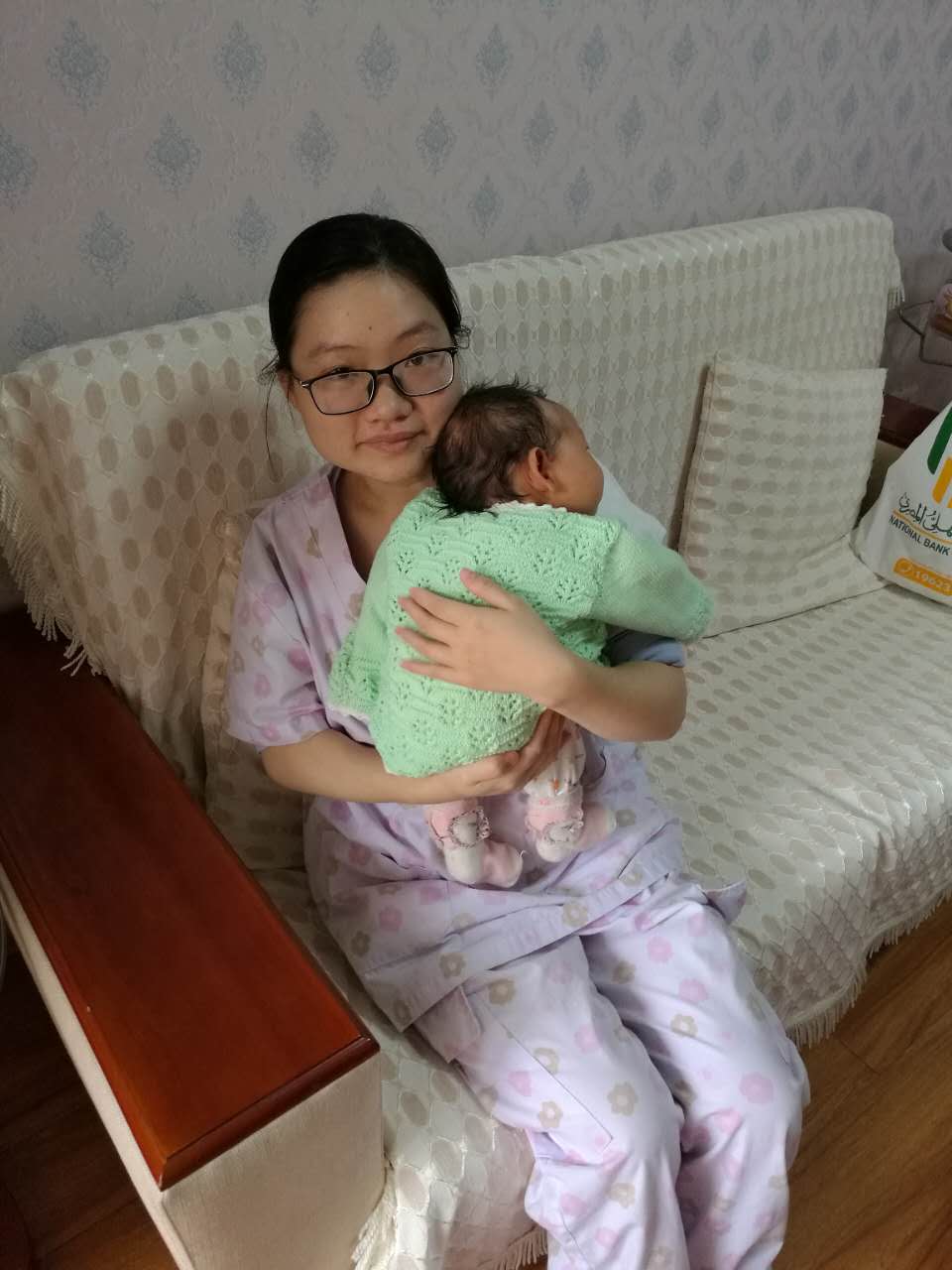 /王菊兰月嫂的个人照片展示