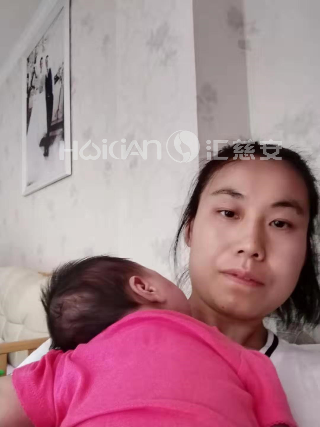 /朱燕妮月嫂的个人照片展示
