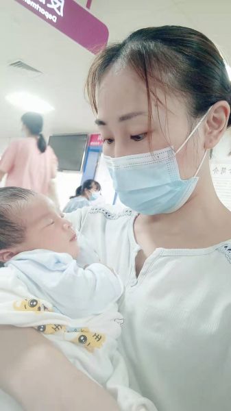 /周晓月嫂的个人照片展示